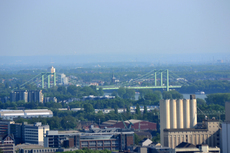 Rheinbrücke Köln-Rodenkirchen.jpg